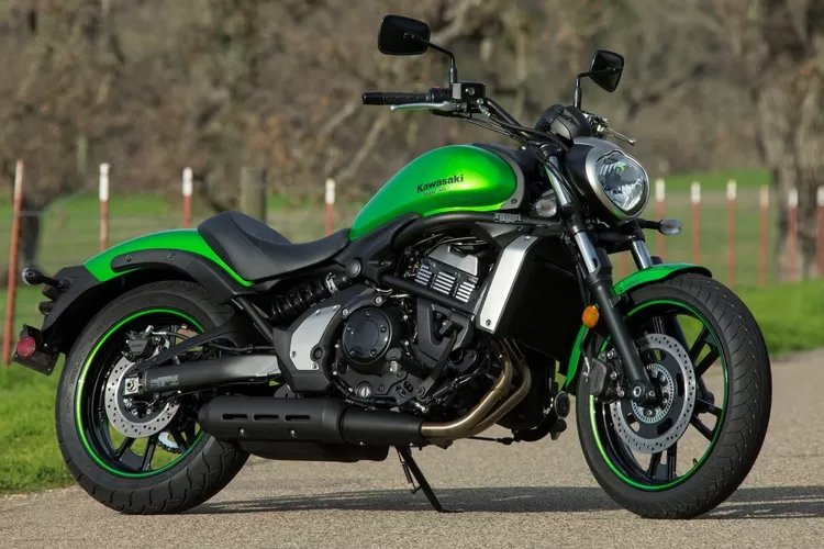 Wajib Rider Otomotif Idolaku Keren Kepoin Motor Cruiser Kawasaki Vulcan S, Masuk Daftar Motor Tercepat Loh!