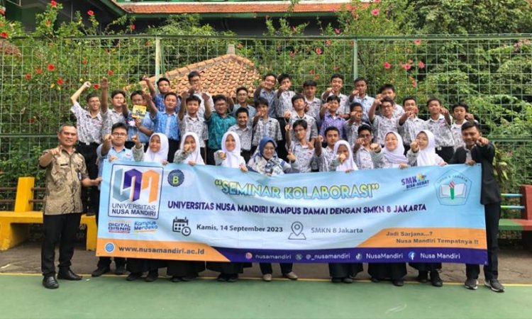 Dosen UNM Jadi Narasumber Seminar Kolaborasi Teknologi Informasi di SMKN 8 Jakarta