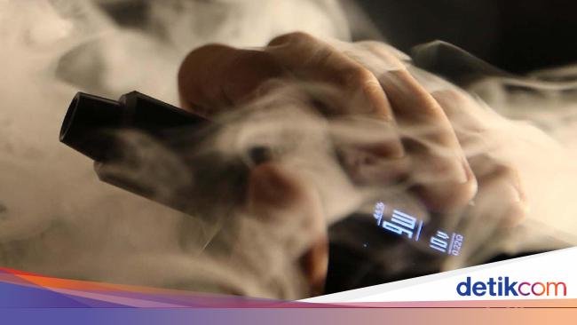 Terbukti Tak Lebih Aman dari Rokok, Ini yang Terjadi pada Paru Saat Nge-vape