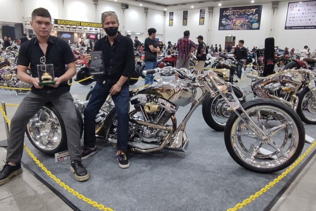 Trike Berlabur Krom Jadi Pemenang Kustomfest 2023