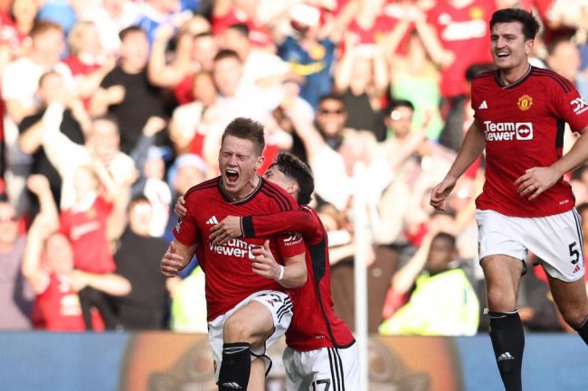 Top 3 Berita Bola: Sadar Lakukan Kesalahan, Manchester United Siap Bikin Langkah Mengejutkan