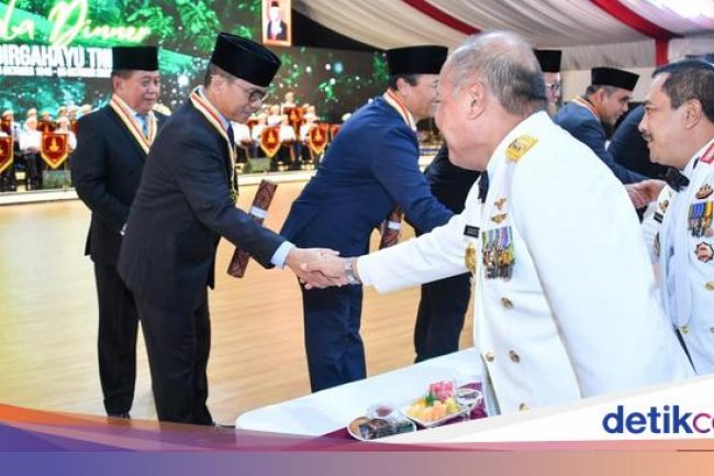 Yandri Susanto: Persatuan Kunci Utama Wujudkan Indonesia Emas 2045