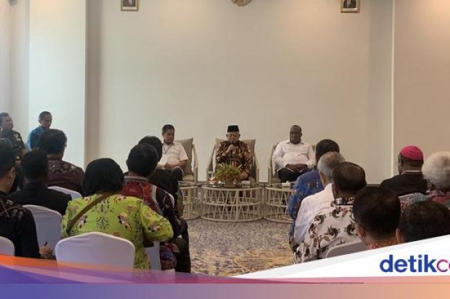 Ma'ruf Amin Gelar Dialog dengan Persekutuan Gereja-Gereja di Papua