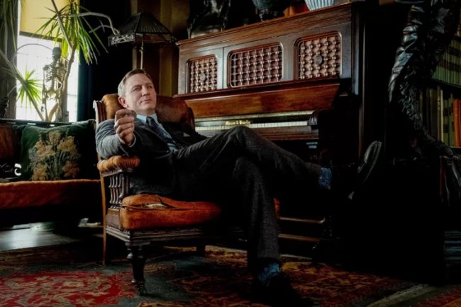 Sinopsis film Knives Out, taktik Daniel Craig ungkap tersangka pembunuhan novelis kaya raya