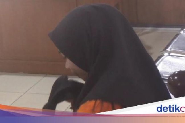Tangis Yunita Pecah Saat Divonis 11 Tahun Bui di Kasus Pencabulan 17 Anak