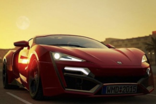 Mobil ini? Langka Hanya Tersedia di Pasar Otomotif Dubai Mercedes Lapis Berlian hingga Ferrari Limo