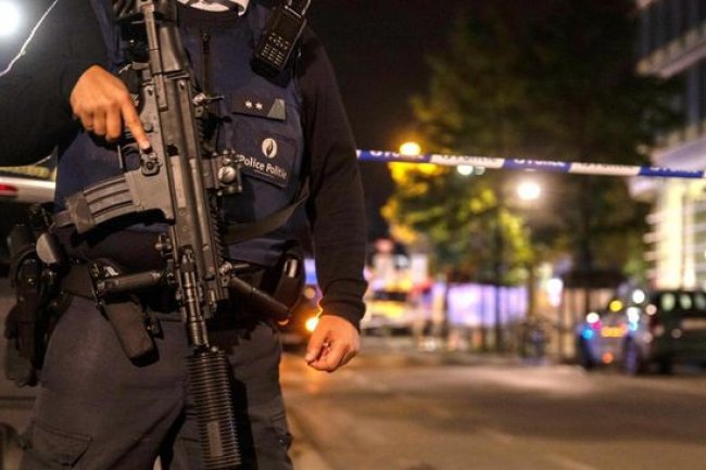 Penampakan Horor Penembakan di 'Kandang' NATO, 2 Orang Tewas