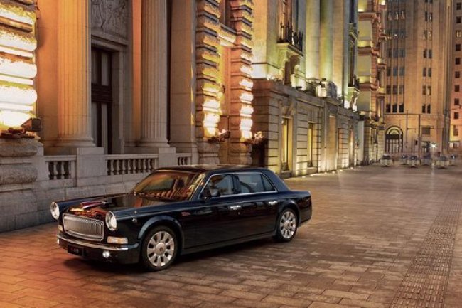 Jokowi Dijemput Mobil Mewah Kebanggaan China, Hongqi L5