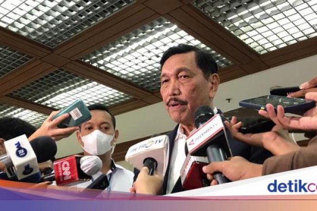 5 Kabar Luhut dari Singapura Lewat Pesan Suara