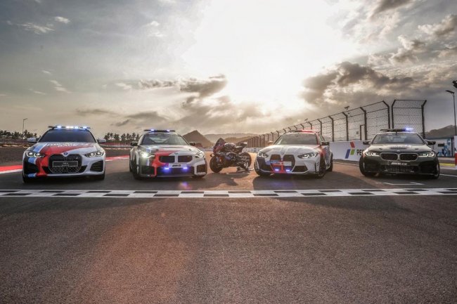 Deretan Mobil Mewah BMW yang Warnai MotoGP Indonesia 2023