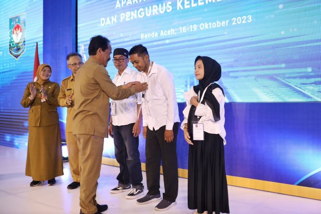 Peningkatan Kapasitas Aparatur Gampong Penting di Era Teknologi Informasi - BIRO ADMINISTRASI PIMPINAN SETDA ACEH