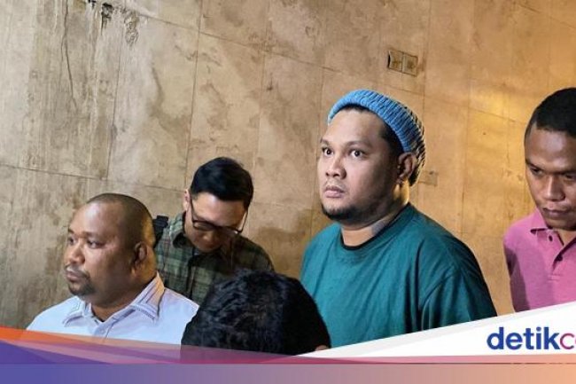 Ditanya soal Rujuk, Virgoun Ngaku Siap Cerai Lahir Batin dengan Inara