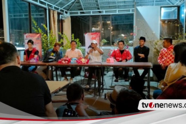 Ketua Umum PSI Nongkrong Bareng Pemuda Di Indramayu, Tampung Keluhan Kaum Milenial