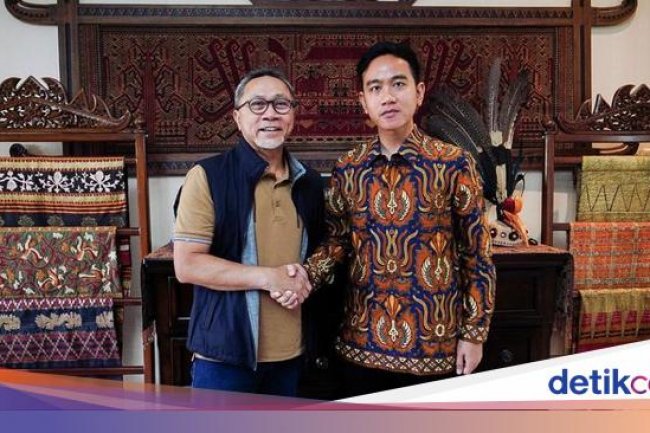 Zulhas Unggah Foto Bertemu Gibran: Bismillah Mas Wali