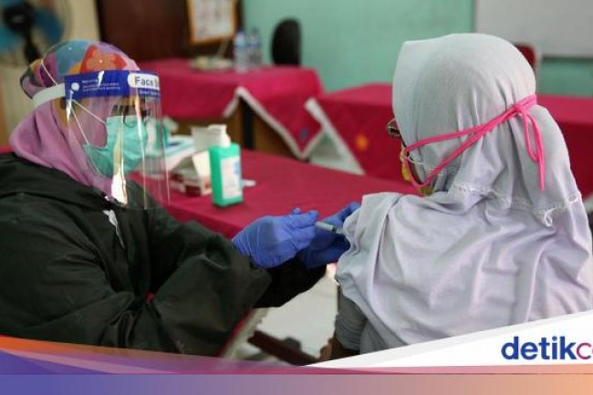 Ibu-ibu Garda Terdepan Putus Hoaks Vaksin HPV demi Lindungi Putri