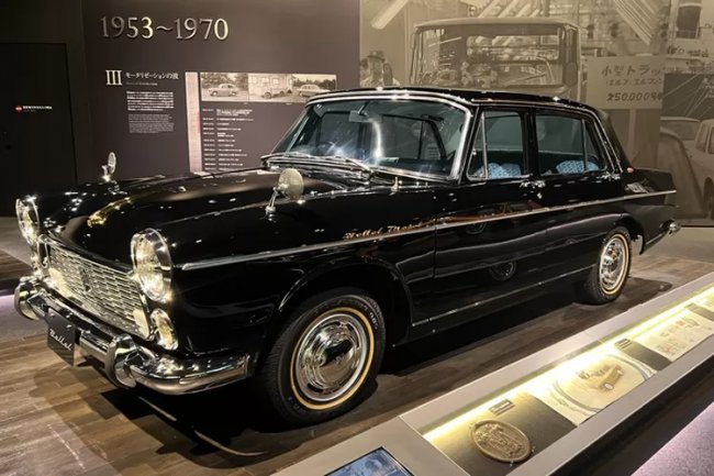 Mengintip Kendaraan Legendaris Isuzu di Isuzu Plaza, Ada 117 Coupe, Bellel, hingga ELF Generasi Pertama