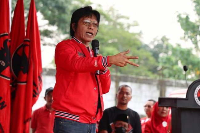 Adian: Megawati Tolak Permintaan Jokowi Presiden Tiga Periode