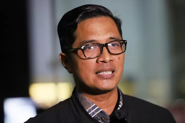 Intiip Profil Febri Diansyah Eks Jubir KPK yang Ditunjuk Jadi Kuasa Hukum Mentan SYL