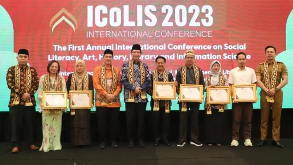 Tumbuhkan Budaya Literasi, Fakultas Adab UIN Raden Intan Gelar Konferensi Internasional Perdana