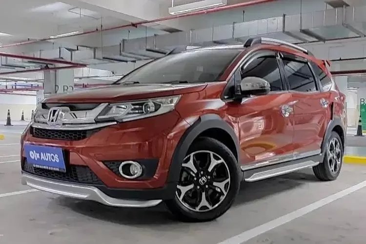 SUV Favorit Pecinta Otomotif! Harga Mobil Honda BR-V Tahun 2017 Sudah Anjlok, Makin Terjangkau