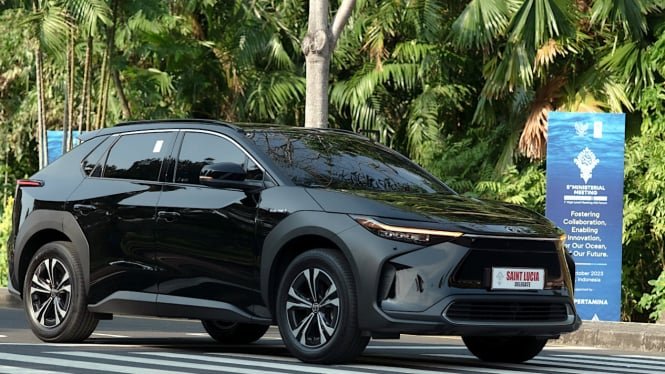 Toyota bZ4X Buktikan Ketangguhannya di KTT AIS 2023