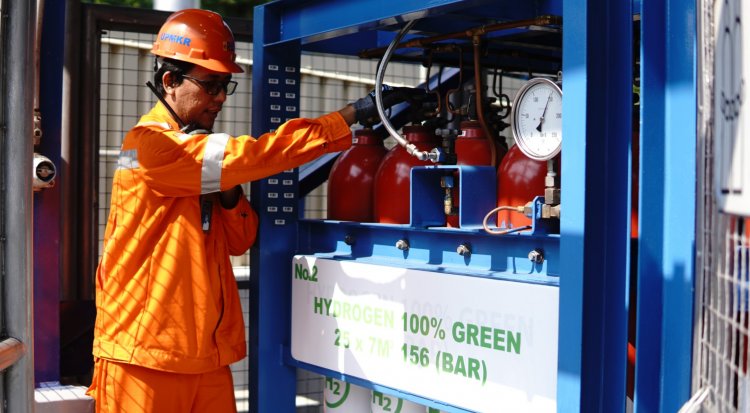 PLN Produksi Green Hydrogen, Ini Reaksi BRIN dan Industri Otomotif