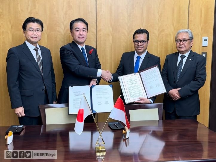 Dubes Heri Saksikan Penandatanganan Memorandum Kerja Sama Indonesia - Jepang di Tiga Bidang Teknologi Informasi dan Komunikasi -