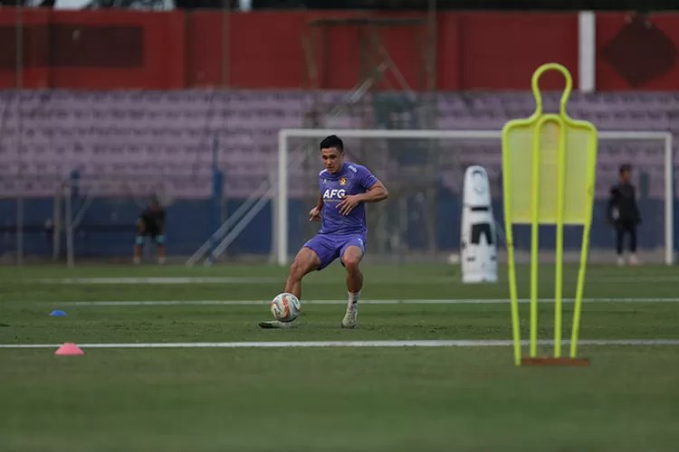 Kompetisi Libur Jeda Internasional, Persik Kediri Kebut Latihan