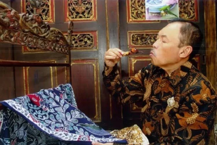 Mengenal Iwan Tirta, andalan Soeharto dalam merancang dan perkenalkan batik secara internasional