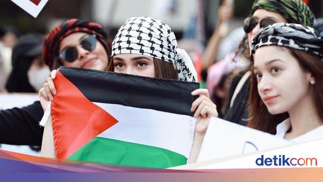 Syifa Hadju Ikut Turun ke Jalan Demo Bela Palestina