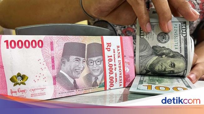 Dolar AS Makin Dekat ke Rp 16.000, Barang Elektronik-Pangan Bisa Makin Mahal!