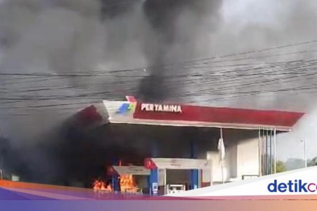 SPBU di Sukabumi Kebakaran, Ada Suara Ledakan-Sopir Angkot Terluka