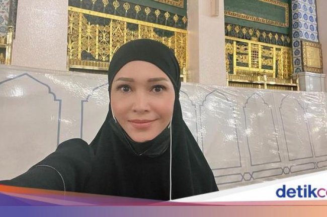 Masyaallah, Cerita Maia Estianty Mendadak Jadi Pembimbing 17 Jemaah ke Raudhah