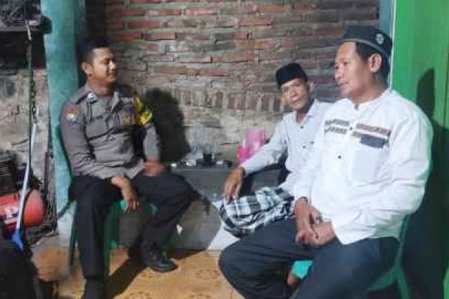 Bhabinkamtibmas Polsek Ciwandan Polres Cilegon  Jalin Hubungan Masyarakat