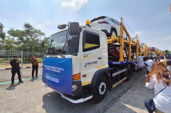 Toyota Cetak Rekor Penjualan di Tengah Gempuran Elektrifikasi