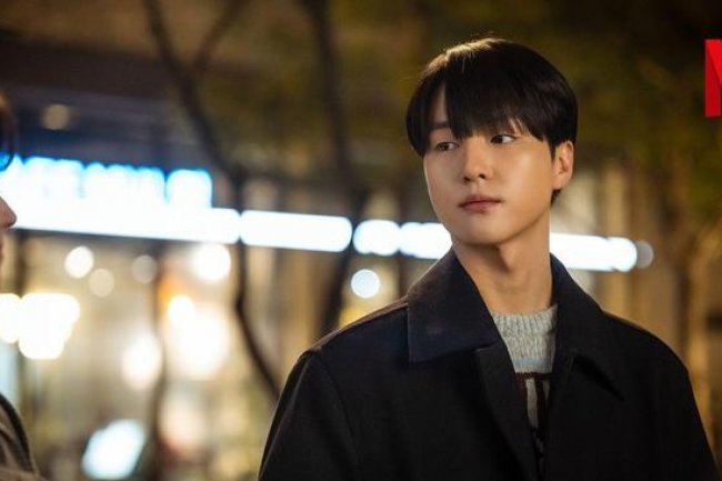 Potret Menawan Yang Se Jong, Aktor yang Jadi Kekasih Bae Suzy di Drakor Netflix 'Doona!' dan Bikin Baper