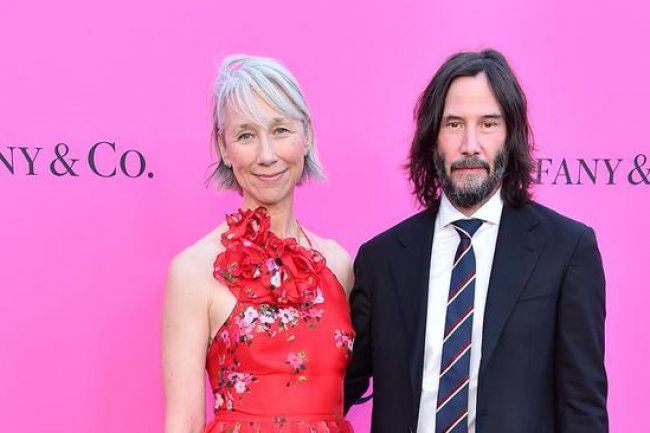4 Tahun Jadi Kekasih Keanu Reeves, Ini Perubahan yang Dirasakan Alexandra Grant