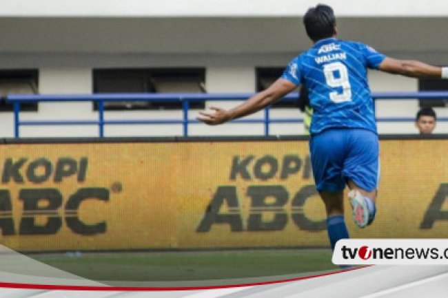 Persib Bungkam Madura United, Bojan Hodak Puji Ezra Walian