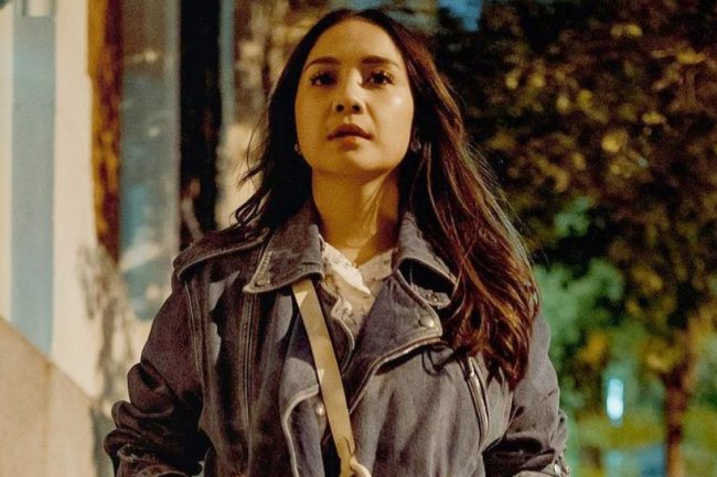 Hangat ke Tulang Rusuk, Nagita Slavina Pakai Jaket Buntung Seharga Rp18,5 Juta: Bentar Lagi Ada yang Ngikut