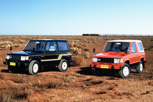 Mitsubishi Pajero Generasi Pertama Raih Penghargaan Sebagai Mobil Bersejarah