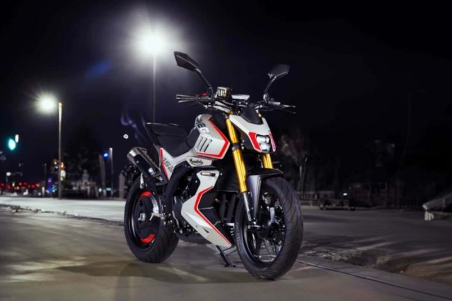 F.B mondial luncurkan Piega 452, motor eksotis yang kaya keunggulan