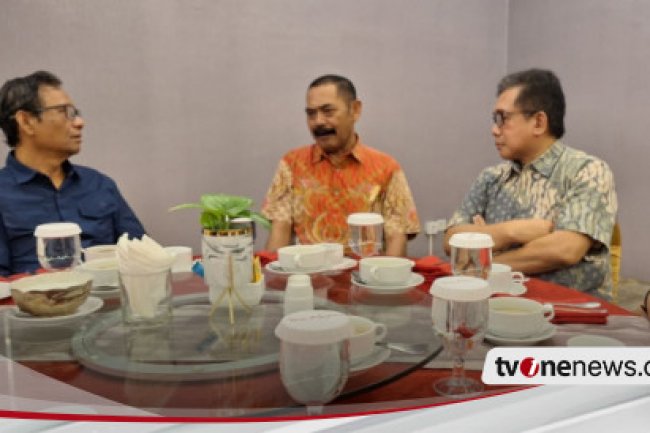 Bertemu Mahfud MD di Colomadu, FX Rudy Sampaikan Dukungan Basis Massa Semakin Menggembirakan