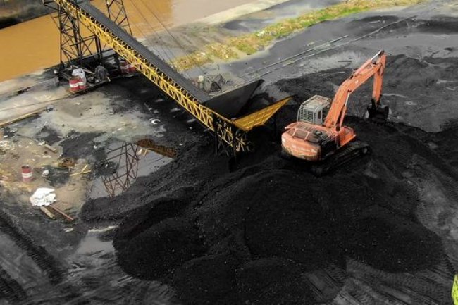 Harga Batu Bara Ambruk Karena China Berpaling ke Energi Hijau