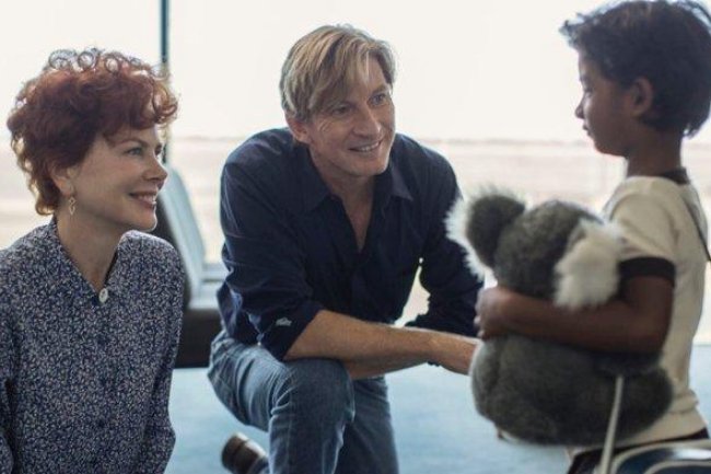 SINOPSIS Film Lion di Bioskop Trans TV Sabtu 18 November 2023, Kisah Adopsi Anak India