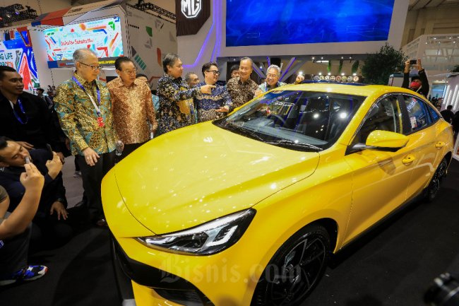 Penjualan Mobil Lampaui 1 Juta Unit, Minimal Pertumbuhan Ekonomi 7%