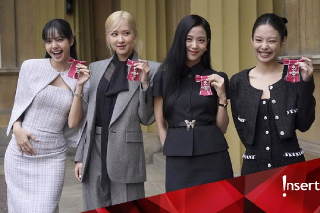 Kunjungi Buckingham, BLACKPINK Terima Ini dari Raja Charles