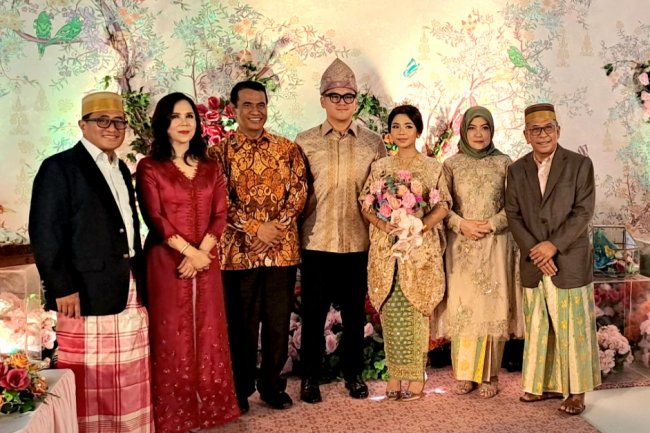 Digadang-gadang Jadi Royal Wedding di Makassar, Tokoh Nasional, Menteri, hingga Ketum Partai Hadiri Resepsi Nikah Anak IAS-IMB