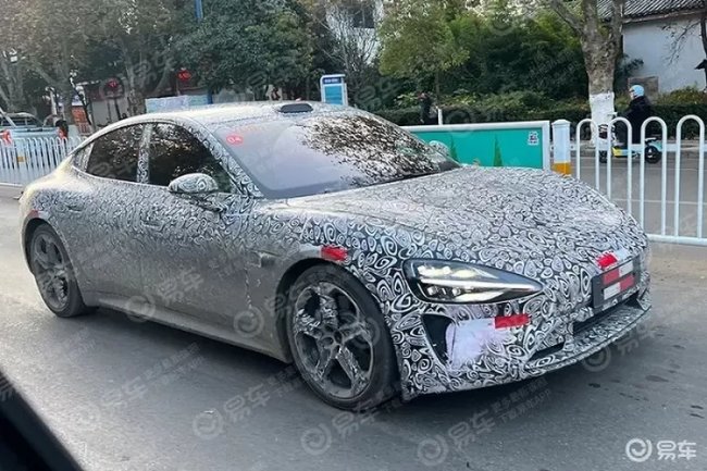 Melihat Wujud Mobil Listrik Xiaomi dari Dekat, Terkuak saat Lagi Diuji Jalan