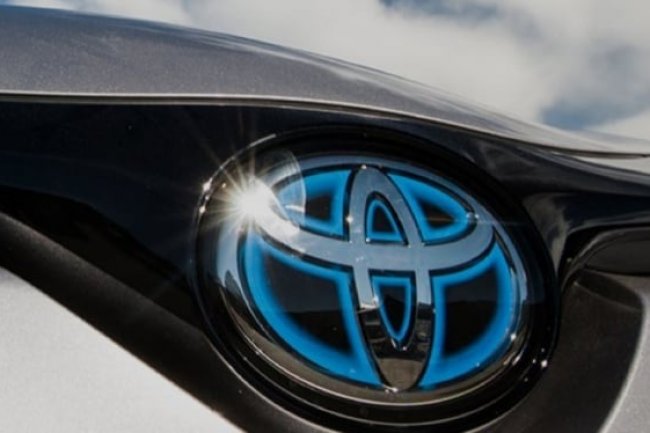 Toyota Ganti Logo Ikonik Mereka