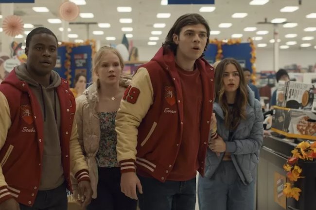 Menikmati Keseruan Black Friday, Sinopsis Film Thanksgiving 2023, Aksi Penuh Adrenalin dan Streaming di Mana Saja